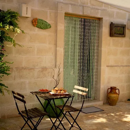 I Trulli Del Tupparello Alojamento de Acomodação e Pequeno-almoço
